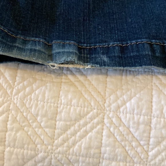 Silver, jean company suki medium flare, 30 waist, 34 in length, good shape - Picture 8 of 8